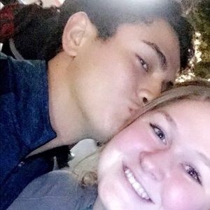 Meet your Posher, Macie